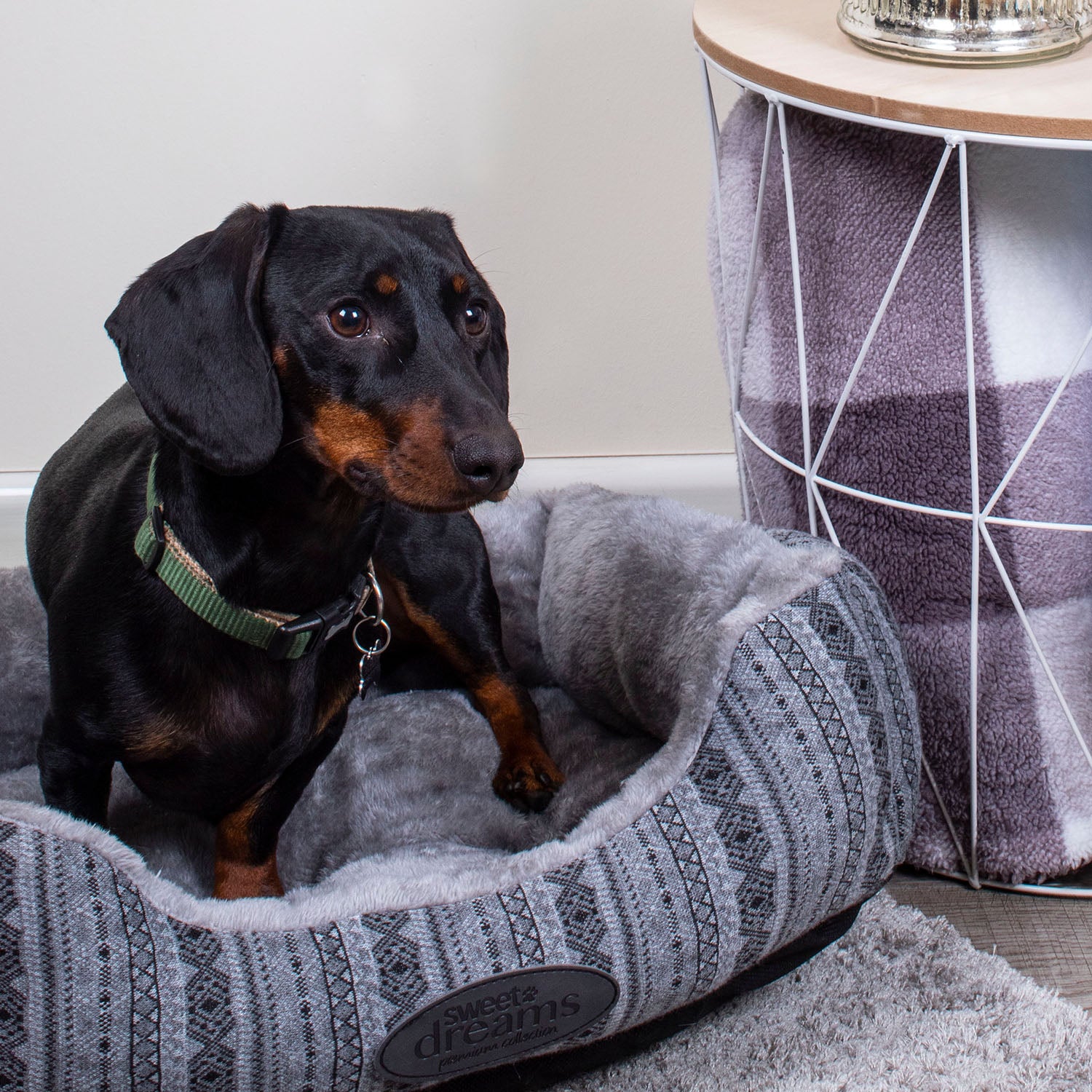 Geometric Grey Patterned Dog Bed